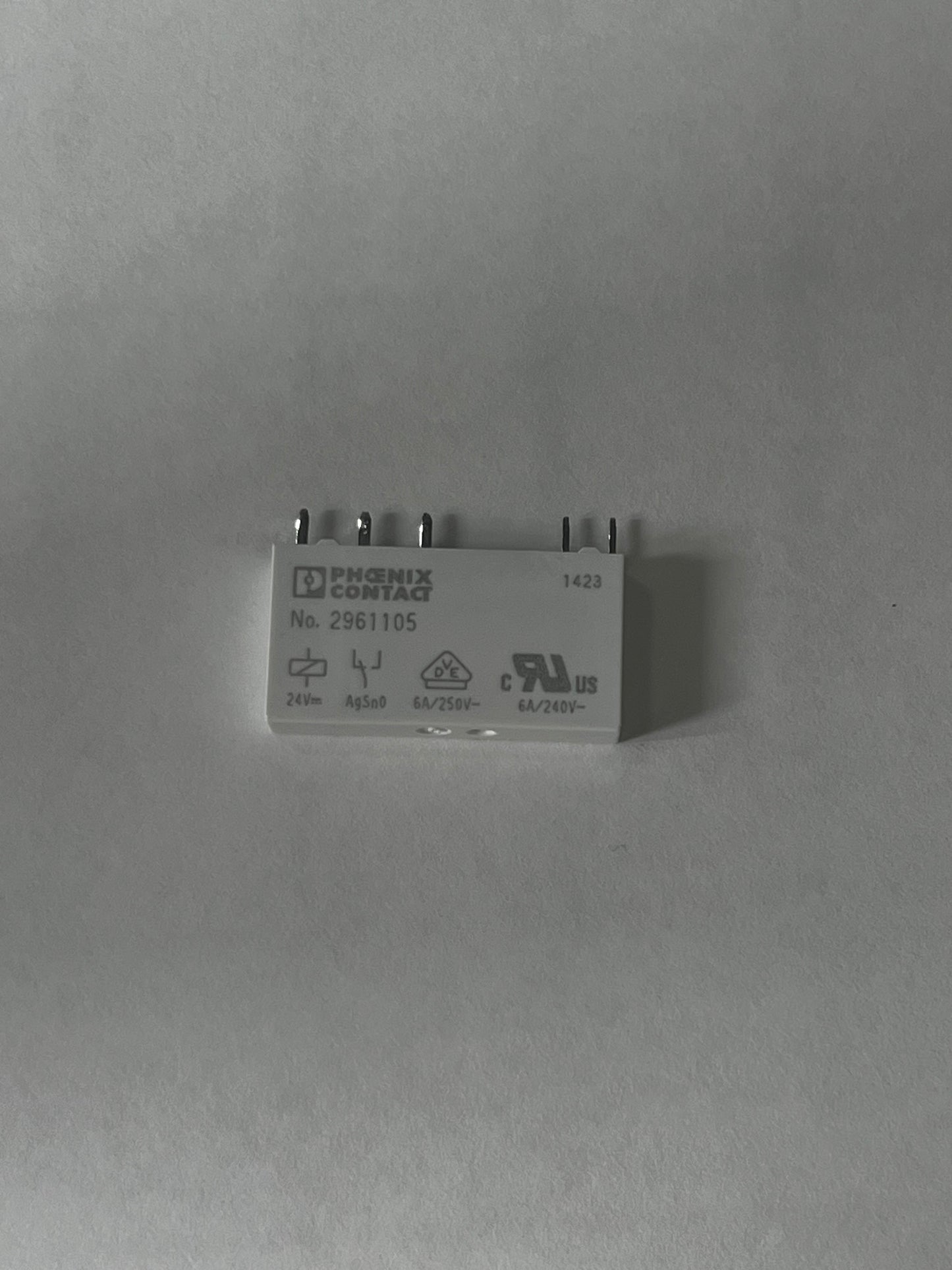 Relay - Chiclet Type (2300000242)