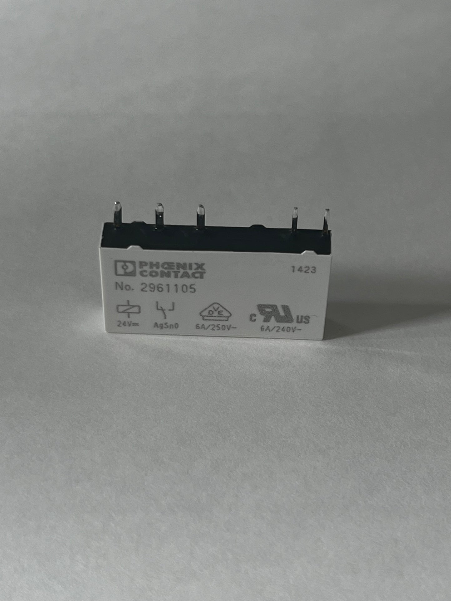 Relay - Chiclet Type (2300000242)